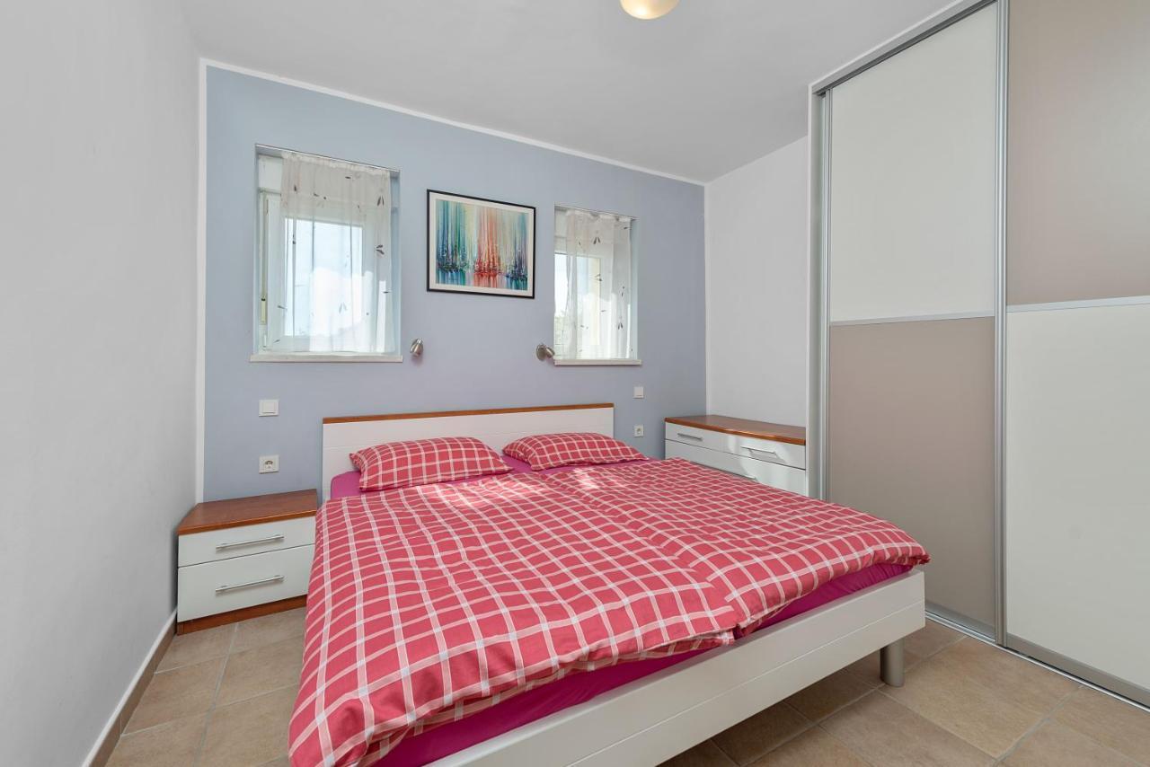 Apartments Joni Cikat 말리로시니 외부 사진